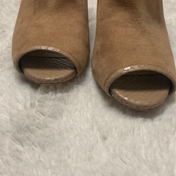 Michael MICHAEL KORS JENNINGS BOOTIES - Picture 7 of 8